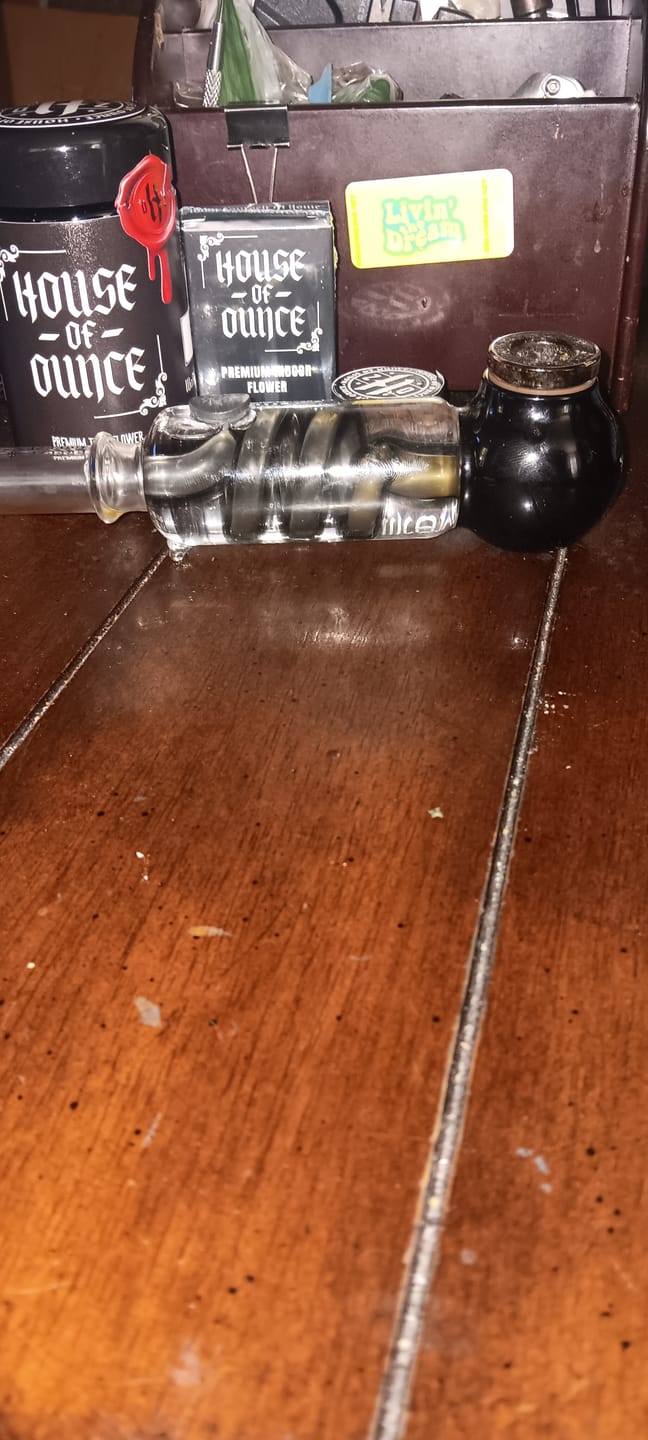 Customer photo review of Double Bubble (7g)