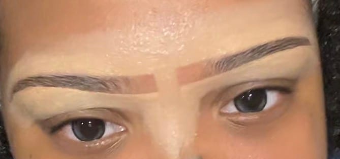 Customer photo review of OLENS Big Glowy Mocha Brown Monthly Contact Lenses (2 Pack)