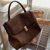 Customer photo review of Valley Purse
