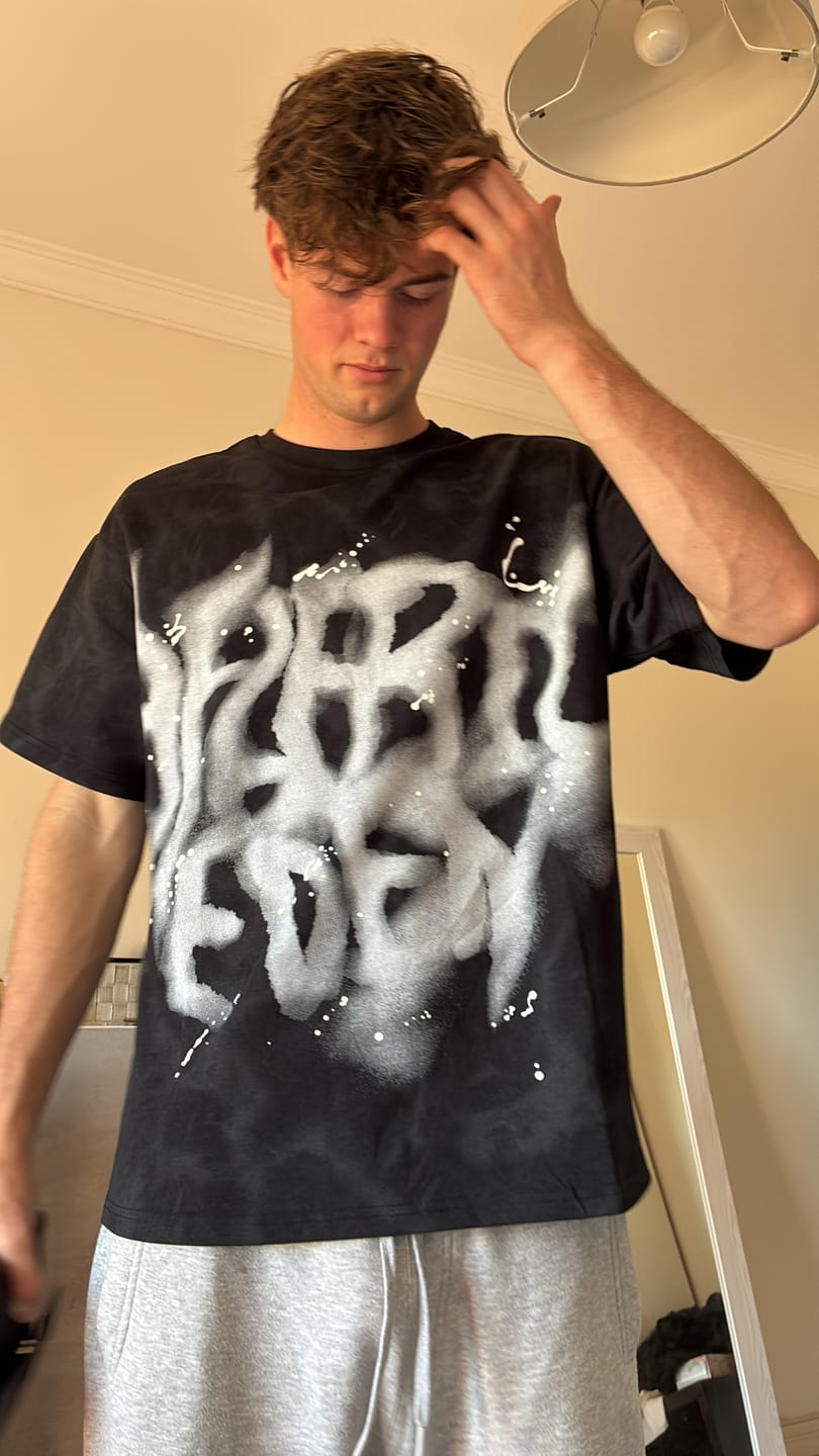 Customer photo review of Aelfric Eden Washed Abstract Graphic Tee