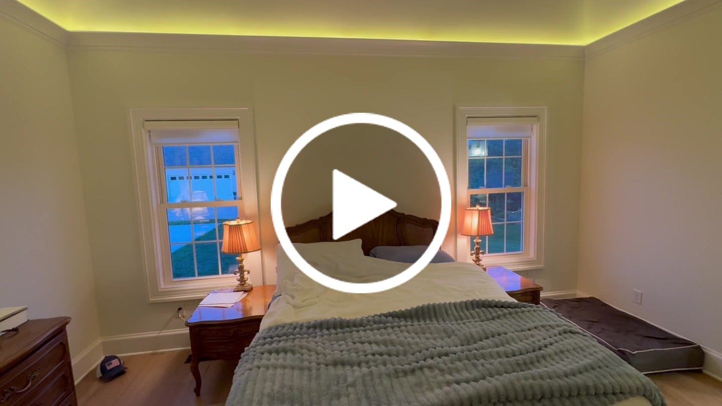 Customer video review of SmartWings Motorized Light Filtering Roller Shades 70% Blackout Essential