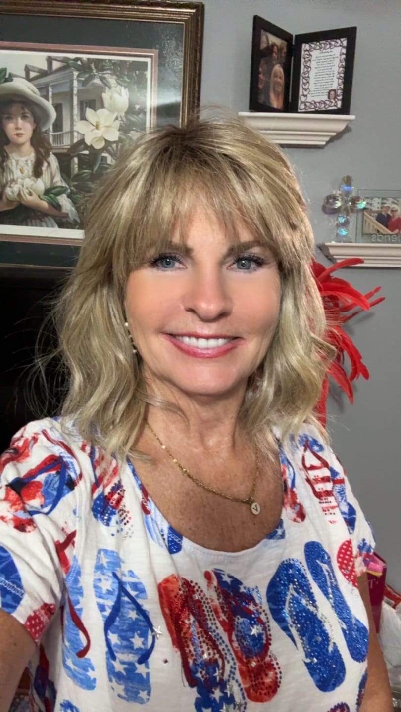 Customer photo review of PLAYFUL TEASE - Soft Beige Blonde