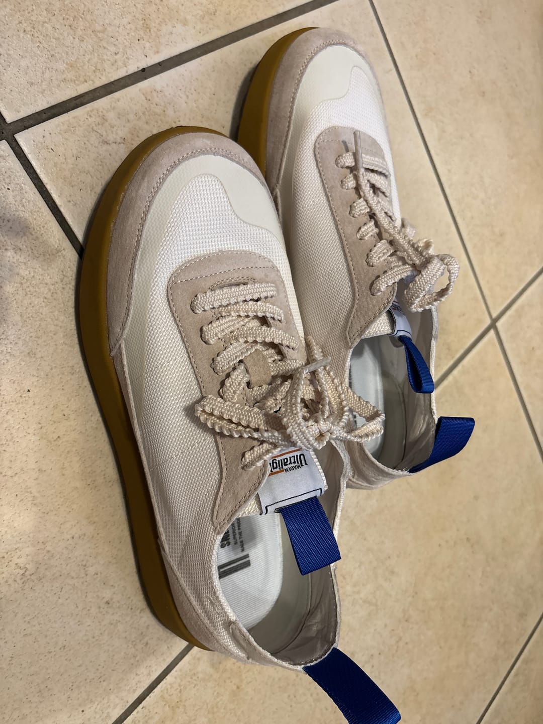 Customer photo review of GENERAL PURPOSE 軽量チャンキースニーカー