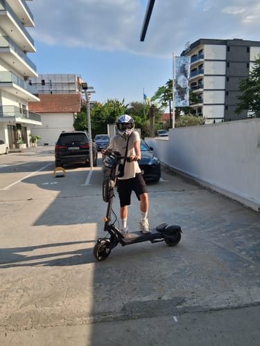 Customer photo review of Ausom L2 Max Dual Motor E-scooter