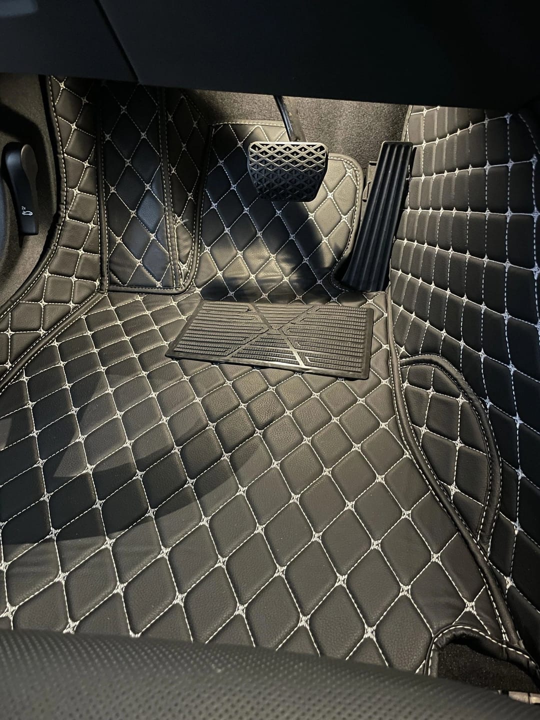 Customer photo review of MAßGESCHNEIDERTE - Premium Auto Fußmatten