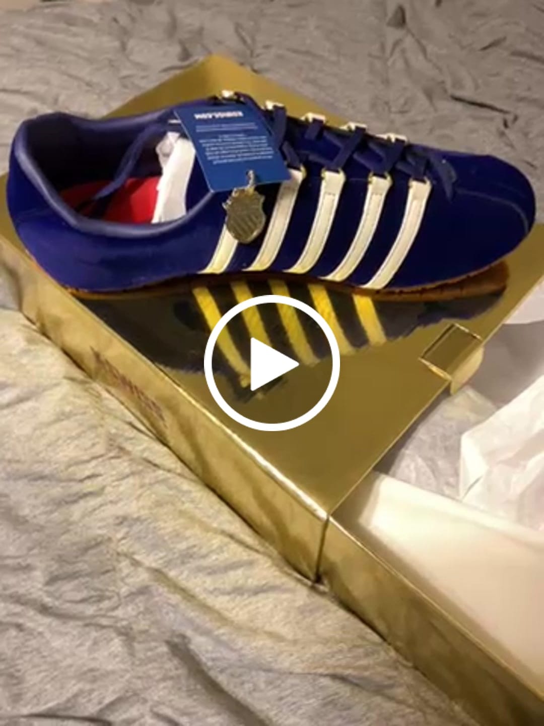 Customer video review of 79632-440-M | BEFORE THE CLASSIC 60TH | DAZZLING BLUE/GUM/SNOW WHITE
