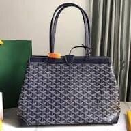 Customer photo review of Bellechasse Biaude PM Bag