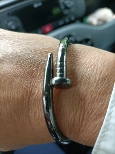 Customer photo review of ARIJ plain stamped pin bangle