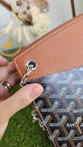 Customer photo review of Rouette Noir Mini Carryall