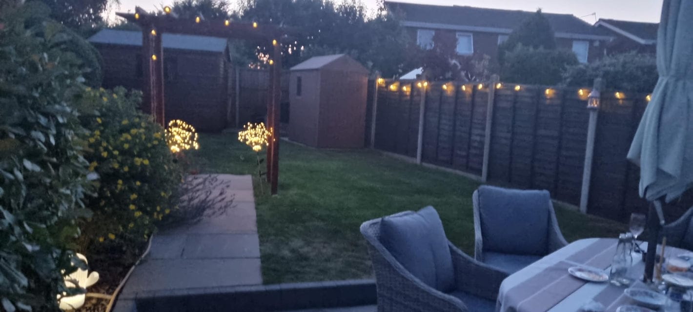 Customer photo review of Lampes Solaires Jardin LED Feu d’Artifice – Éclairage Extérieur Magique