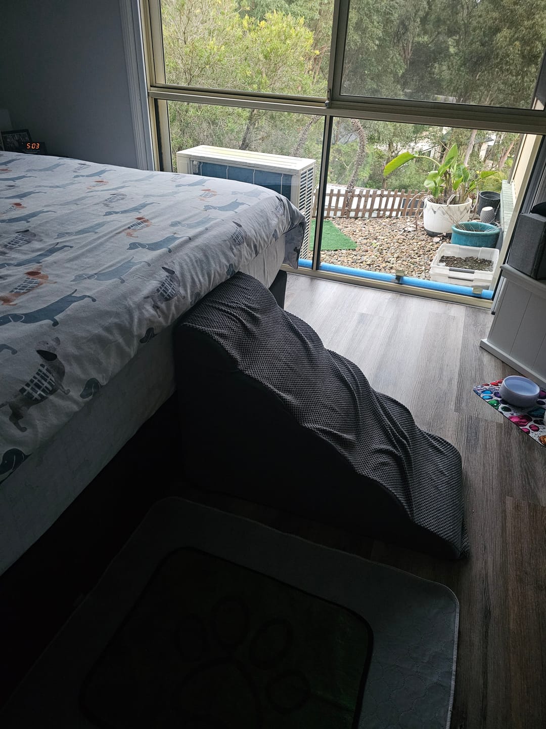 Customer photo review of Soft Foam Dog Stairs – Non-Slip Dog Steps for Beds & Couches