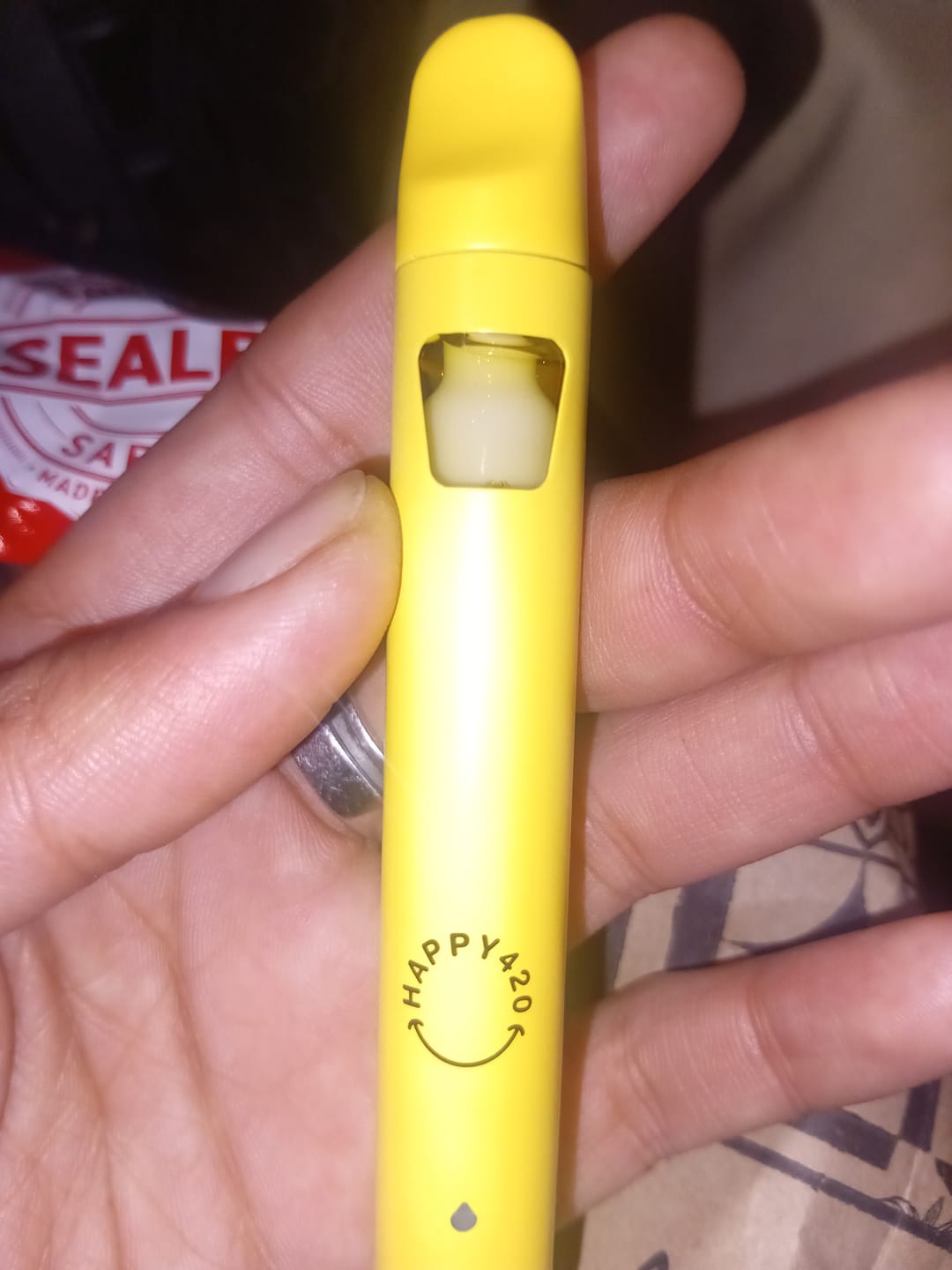 Customer photo review of Happy Hits Disposable THC Vape – Sour Lemon