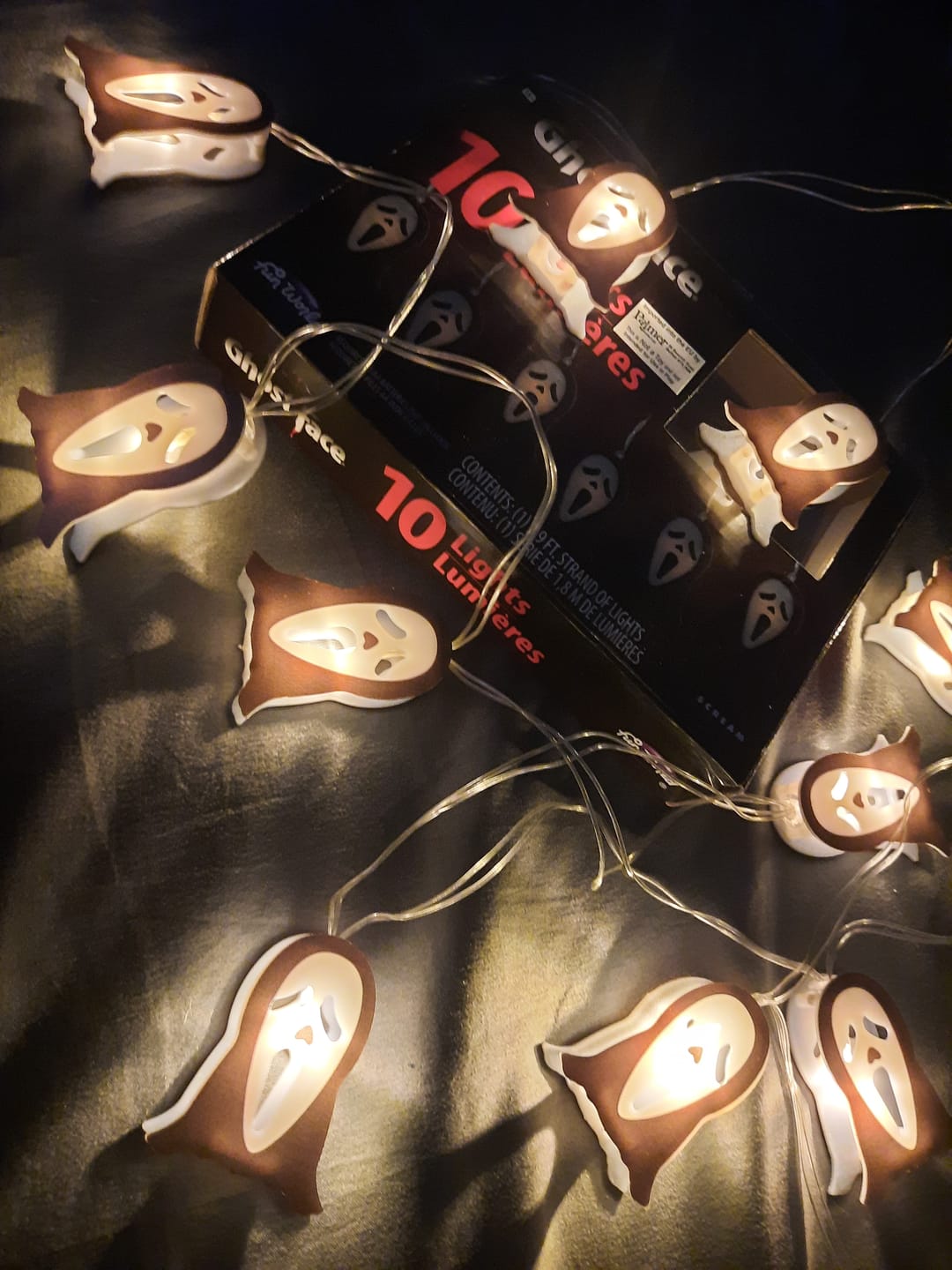 Customer photo review of Ghost Face Lichterkette – LED Dekolichter mit Horror-Flair