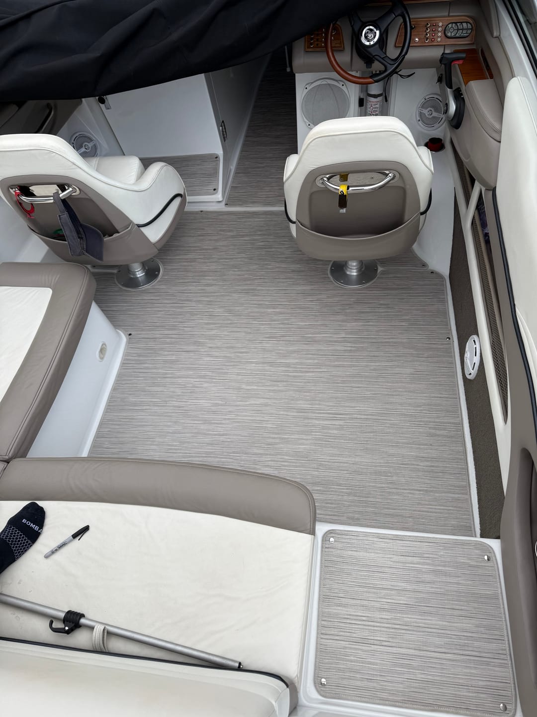 Customer photo review of 2000-2004 Cobalt 246 Snap in Boat Carpet