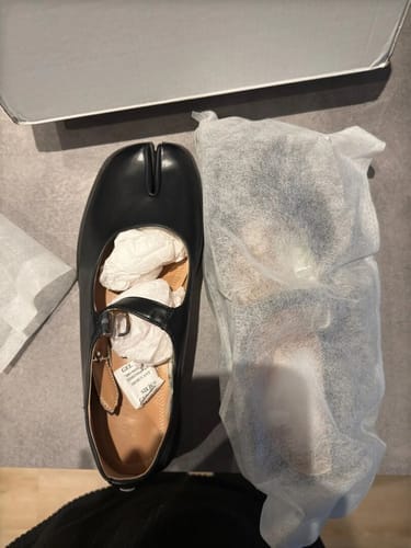 Customer photo review of Tabi loafers