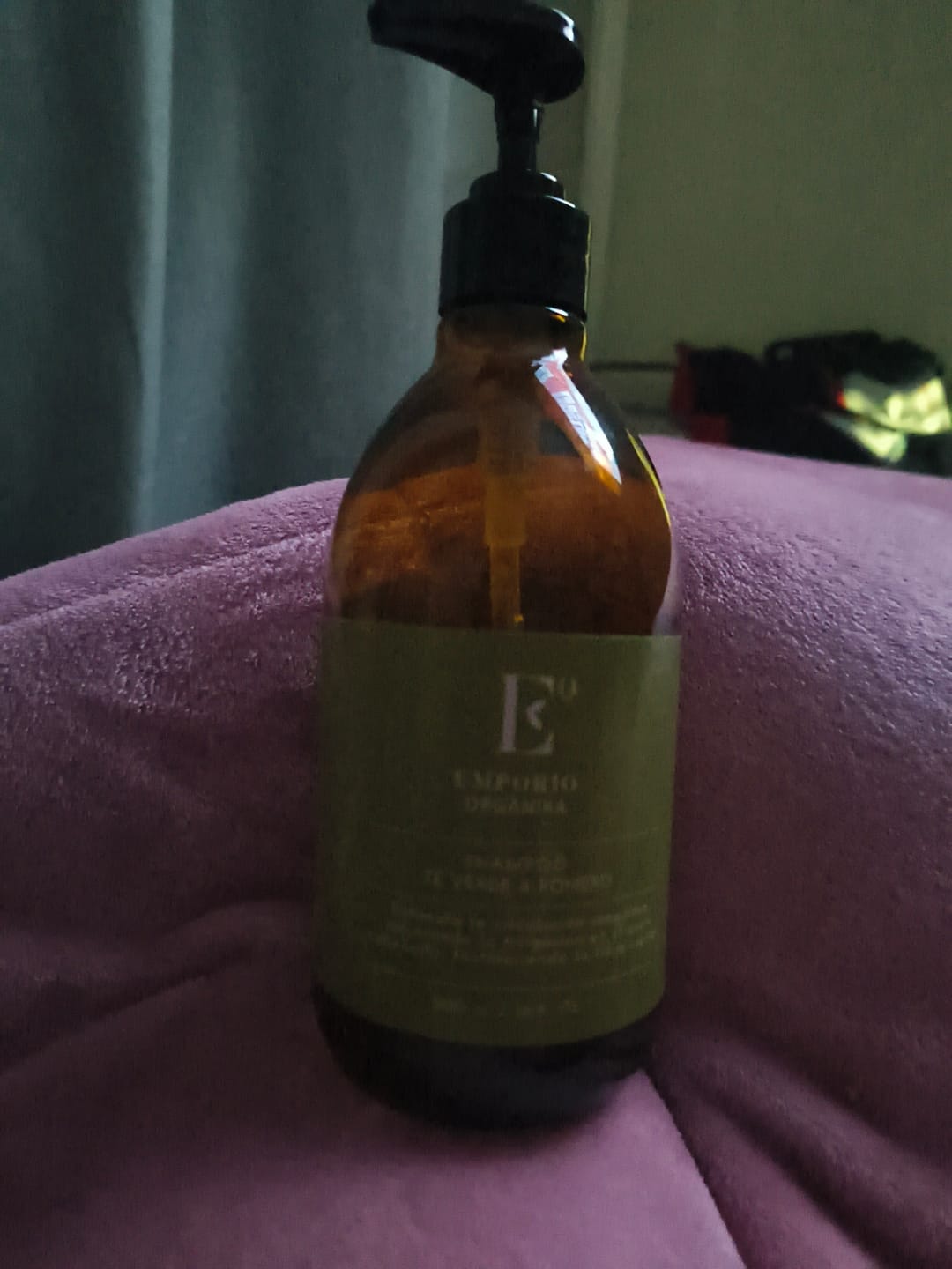 Customer photo review of SHAMPOO  FORTALECEDOR TÉ VERDE & ROMERO