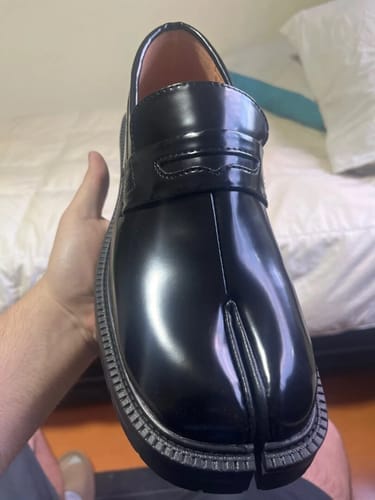 Customer photo review of Tabi loafers