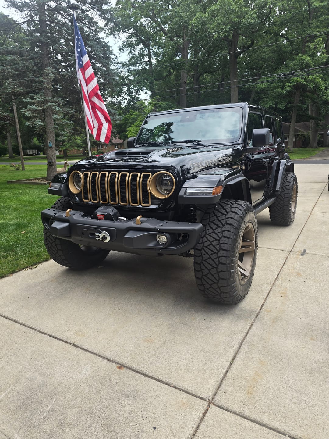 Customer photo review of Painted "Snap On" Accent Cover fits *24-26 Updated Jeep JL JT Grille