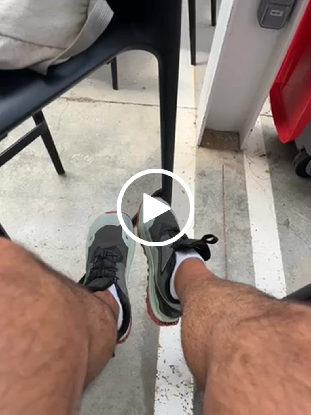 Customer video review of Stratus - Zapatos De Punta Ancha