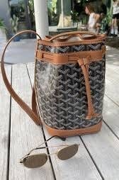 Customer photo review of Petite Flot Bucket