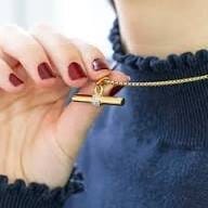 Customer photo review of Bar diamanté necklace