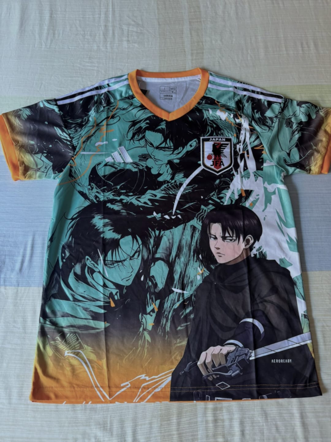 Customer photo review of Camiseta Capitán Levi