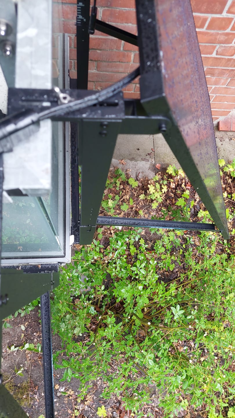 Customer photo review of Ray Geländer / Schild Balkon Halterung Winkel einstellbar