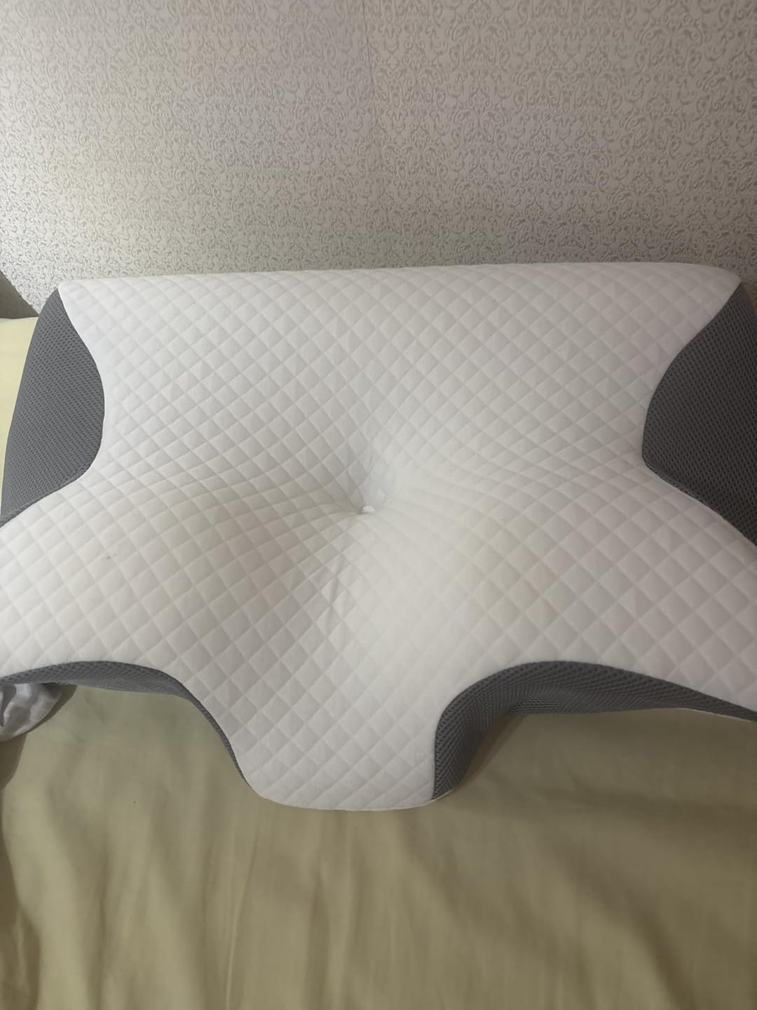 Customer photo review of SomaiaSleep™ Almohada Cervical + Funda Gratis
