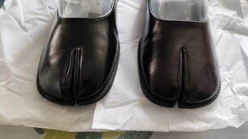 Customer photo review of Tabi loafers