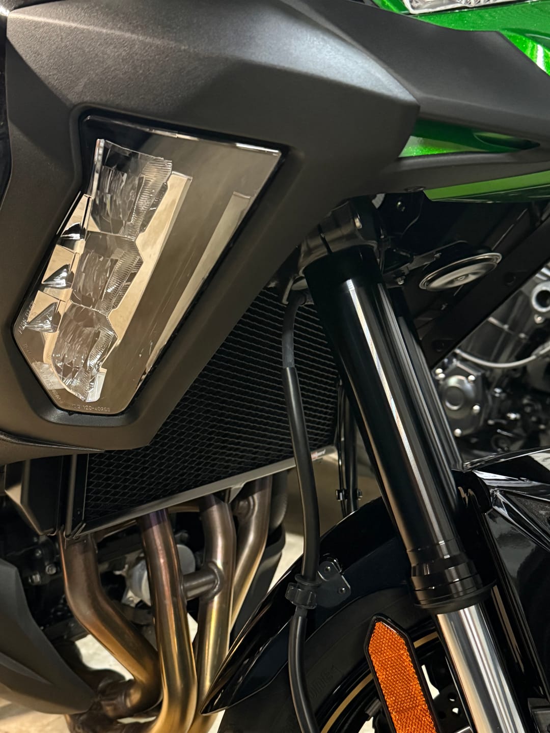 Customer photo review of Kawasaki Versys 1100 S / SE LT Radiator Guard 2025-2026