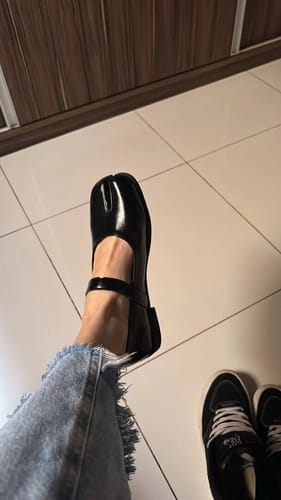 Customer photo review of Tabi loafers