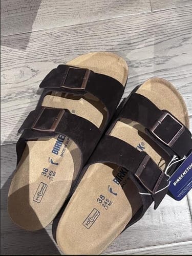 Customer photo review of Unisex Arizona Narrow Smooth Sandals