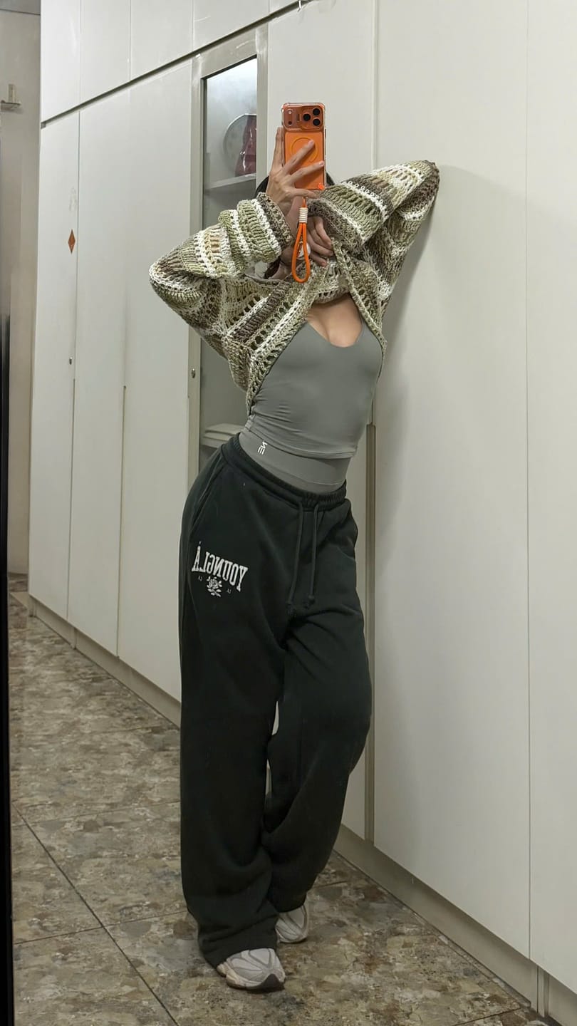 Customer photo review of 2129 - Core Baggy Sweats