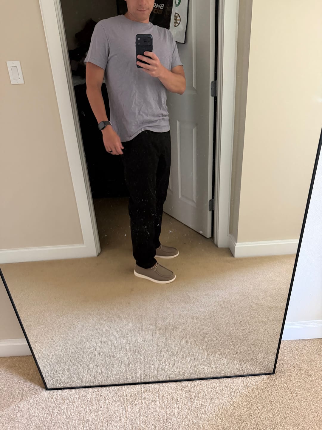 Customer photo review of Relaxed Fit Stretch Chino Pant