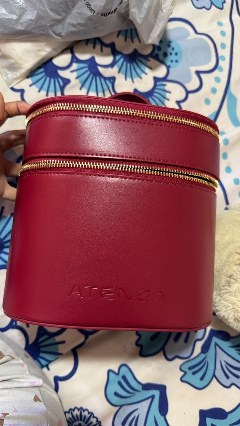 Customer photo review of Cosmetiquera Duo