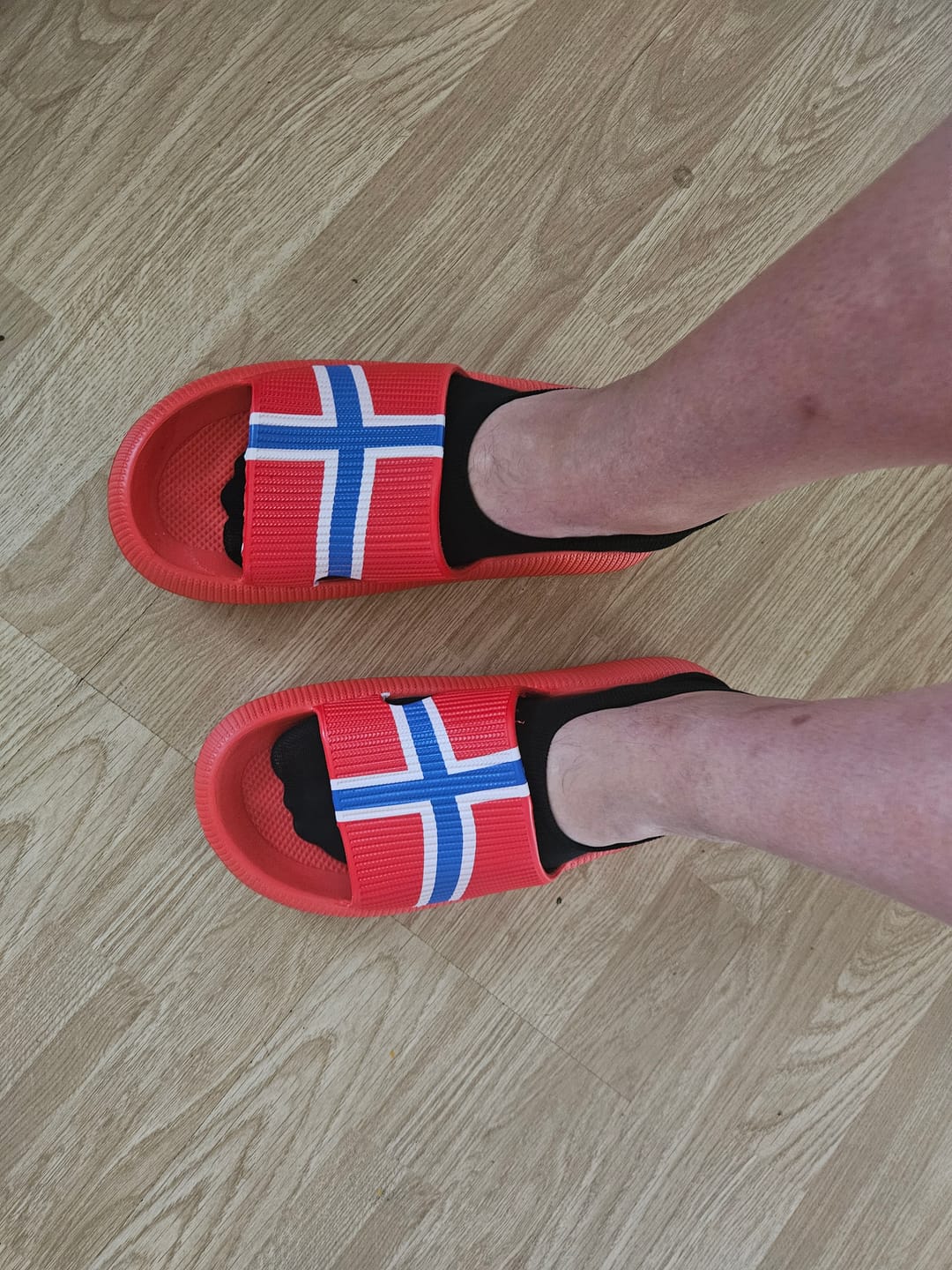 Customer photo review of HappyFlops World Cup