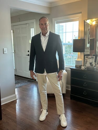 Customer photo review of Victor | Boost your height (+6.1cm, +8cm, +10cm)