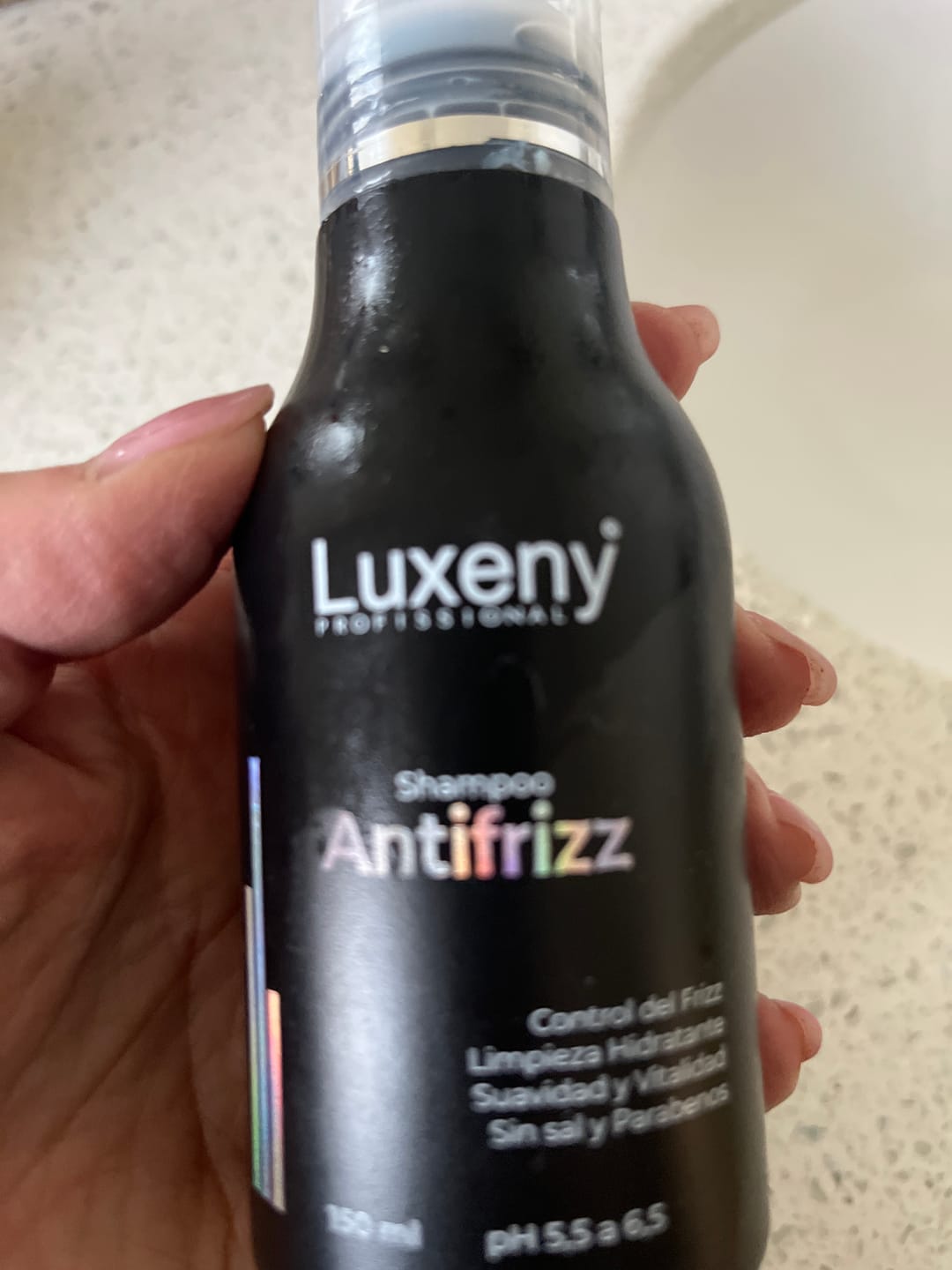 Customer photo review of Acondicionador Antifrizz 150 ml
