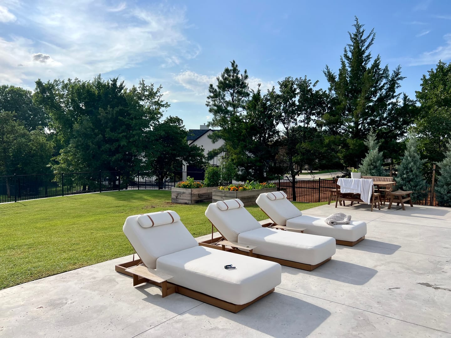 Customer photo review of Solaris Outdoor Chaise Lounge
