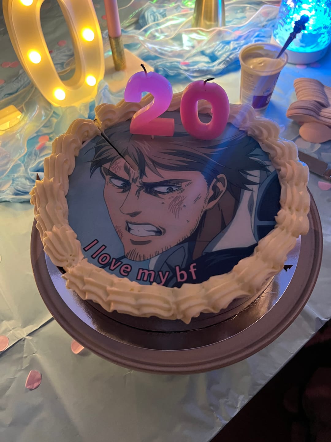 Customer photo review of 20 cm Pre-cut Circle Custom Edible Icing Image