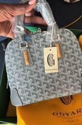 Customer photo review of Valette Signature Mini