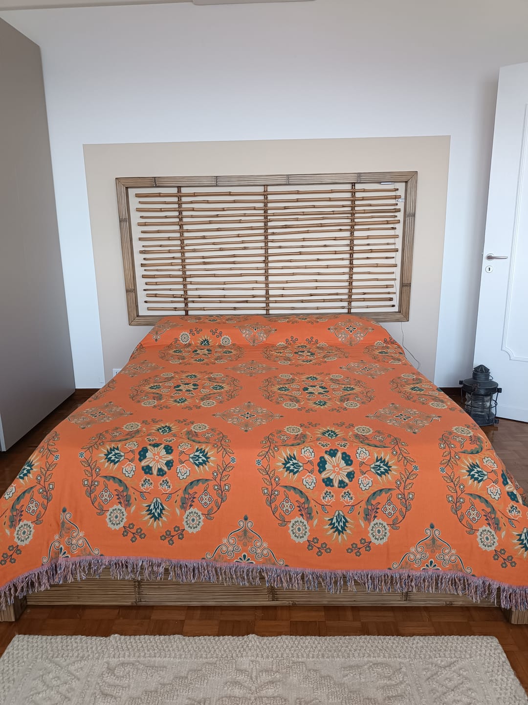 Customer photo review of Cotton Queen Bedcover Sofa Blanket