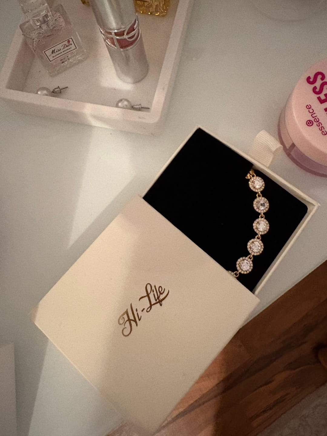 Customer photo review of Crystal Elegance Armband 14K Vergoldet