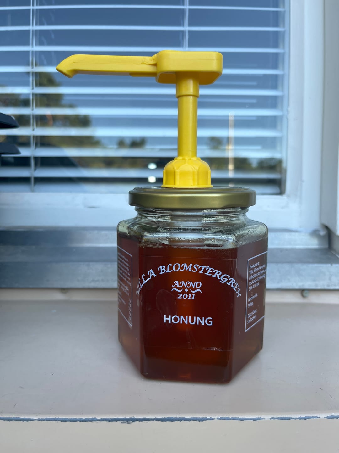Customer photo review of Honungspump för 500 g honungsburkar