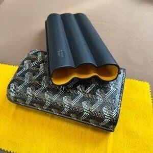 Customer photo review of Churchill Cigar Case