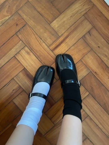 Customer photo review of Tabi loafers