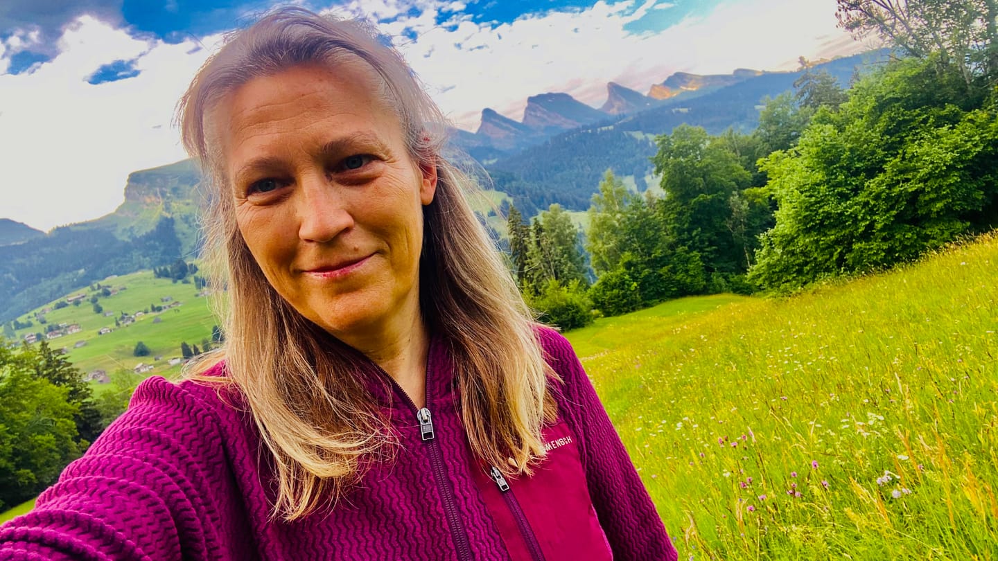 Customer photo review of AirGrid - Damen Full-Zip Hoodie