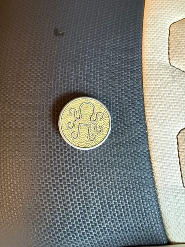 Customer photo review of 🌊 Shinkai (深海) - "Deep Sea" Golf Ball Marker