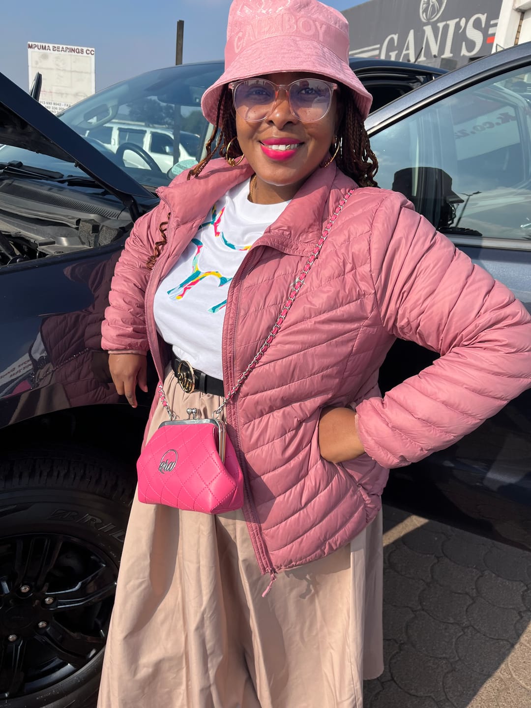 Customer photo review of ERA Mini Kisslock Chain Bag – Pink