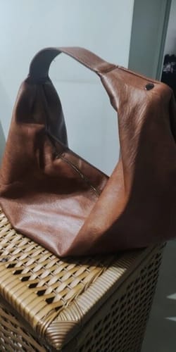 Customer photo review of Aria Bag